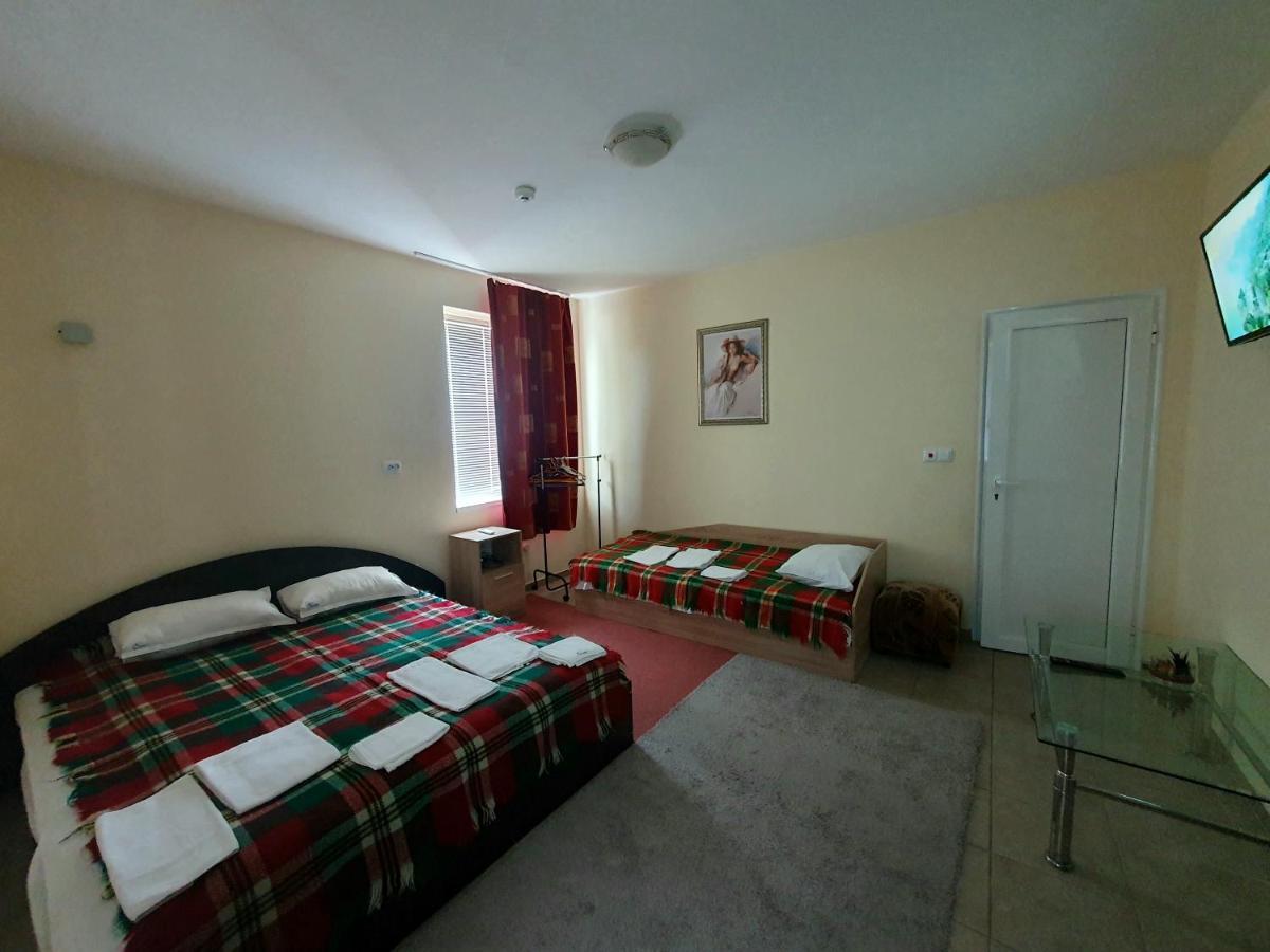 Viriks Hotell Burgas by Eksteriør bilde