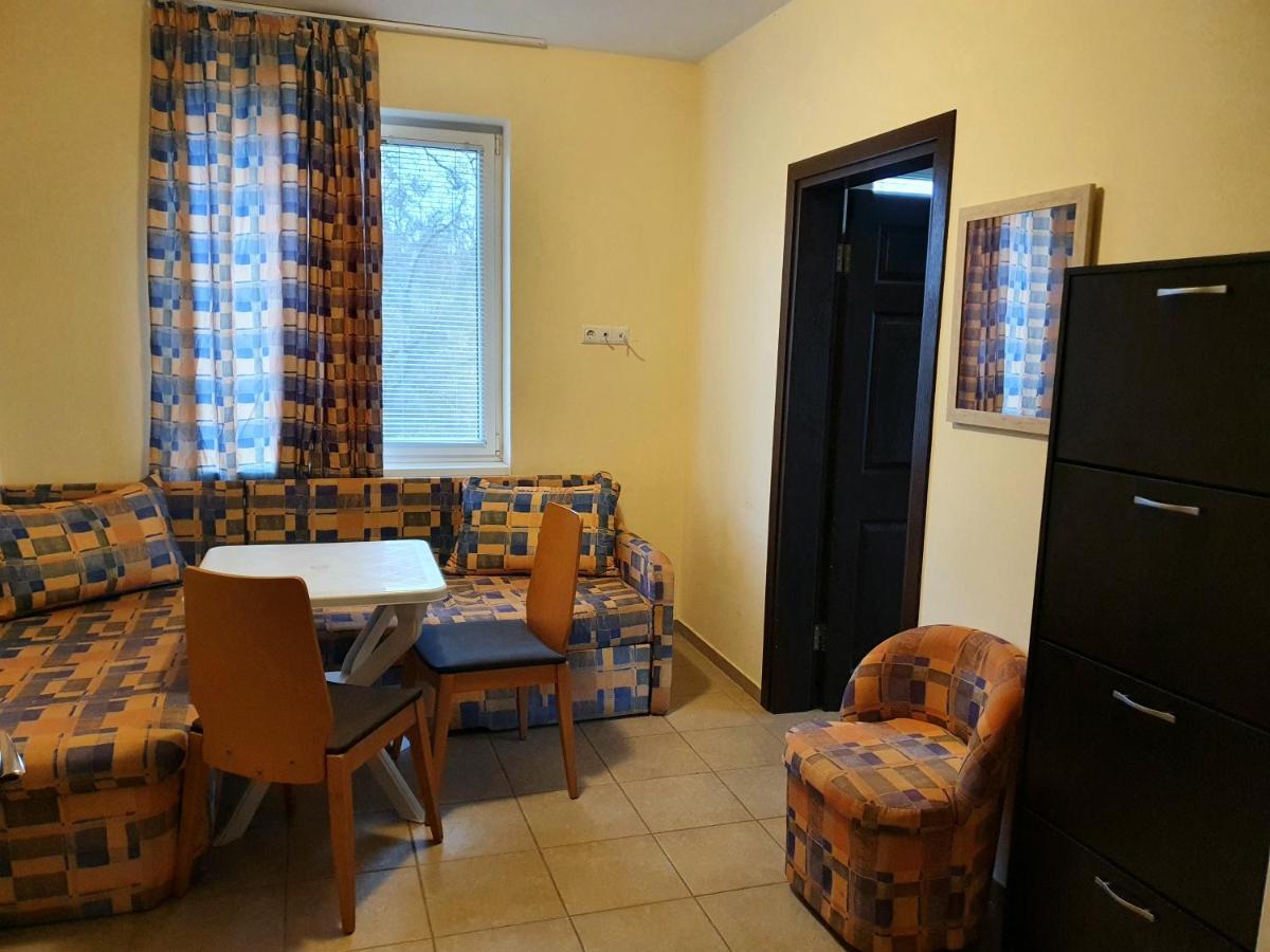 Viriks Hotell Burgas by Eksteriør bilde