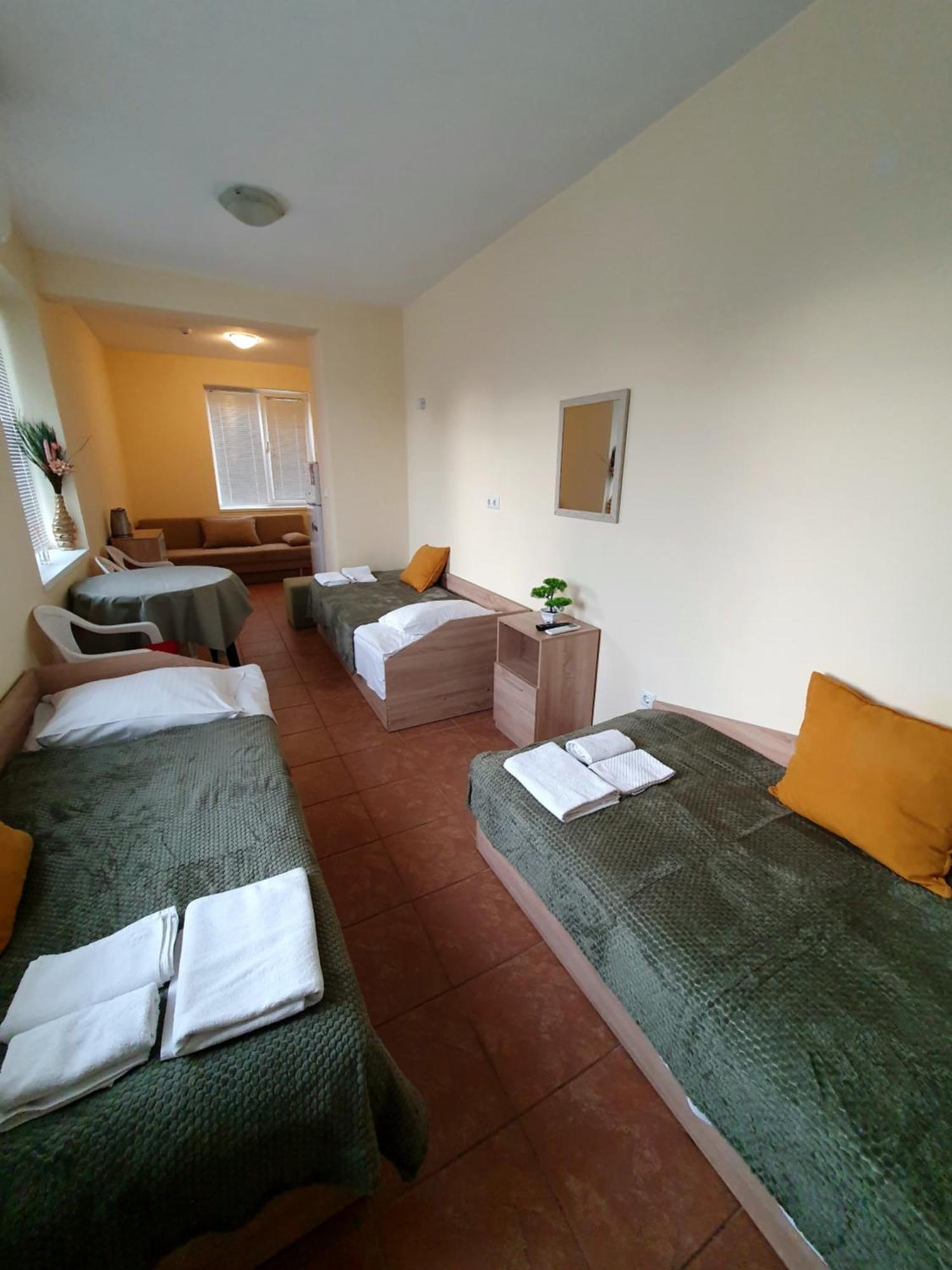 Viriks Hotell Burgas by Eksteriør bilde
