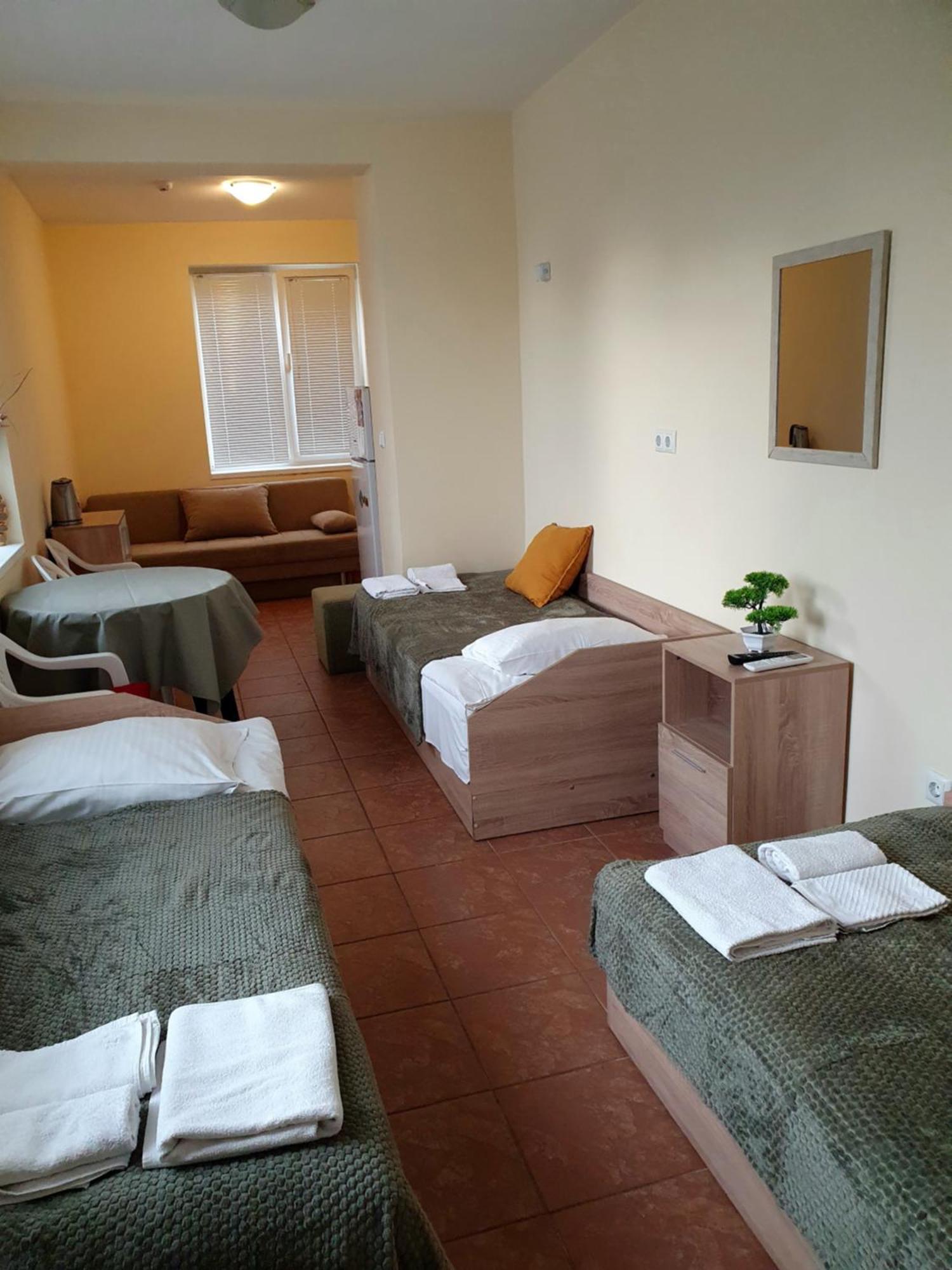 Viriks Hotell Burgas by Eksteriør bilde