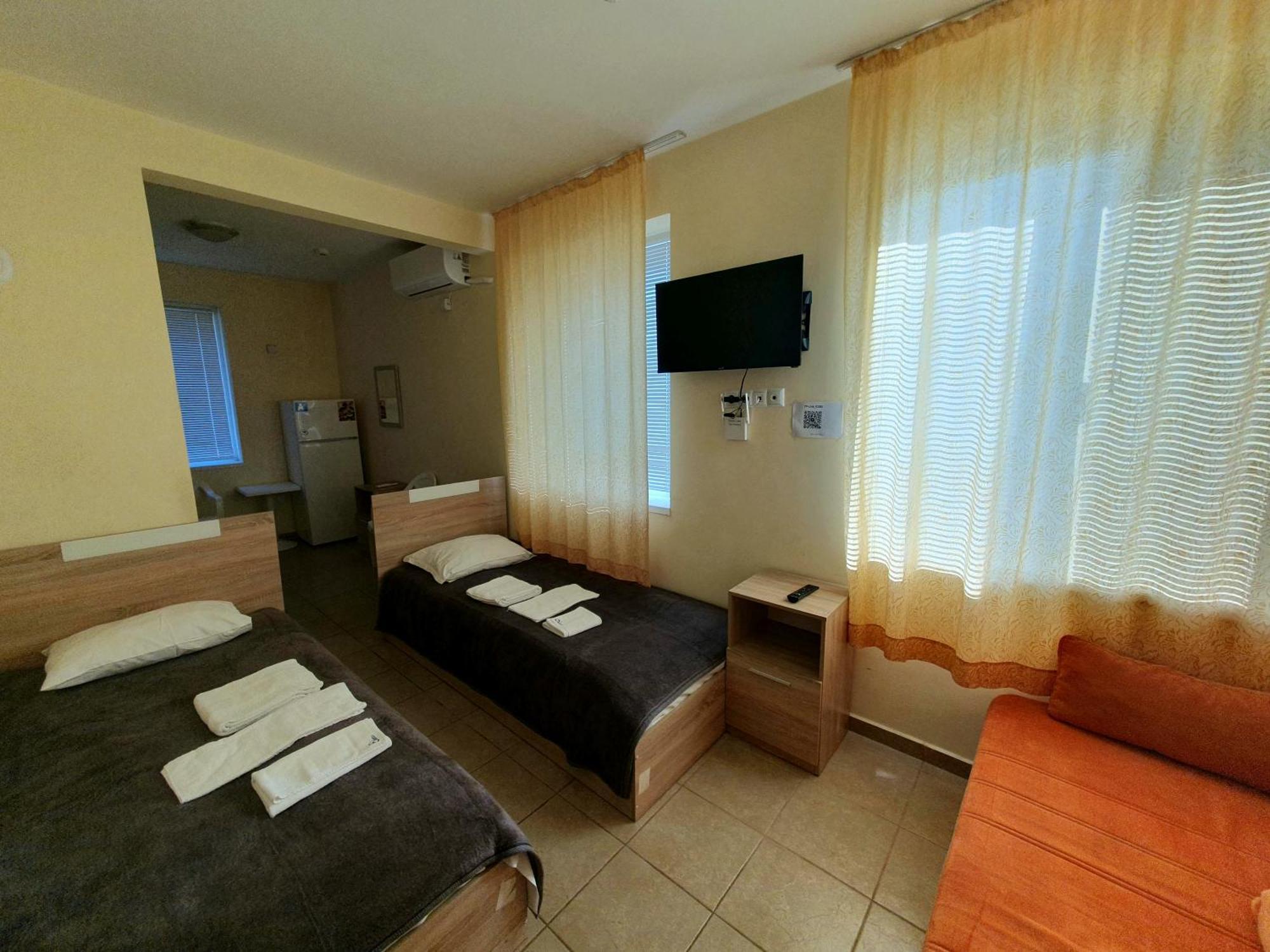 Viriks Hotell Burgas by Eksteriør bilde